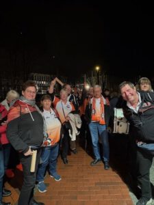 Gleich kommt die Mannschaft