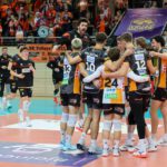 Die Mannschaft feiert den 3:0 Sieg