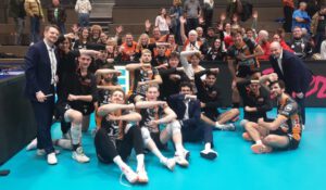 "Samoa Gruß" der Mannschaft an den verletzt fehlenden Nemo Mote