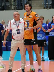 Nolan wurde als bester Spieler des Spiels um den 3.Platz ausgezeichnet